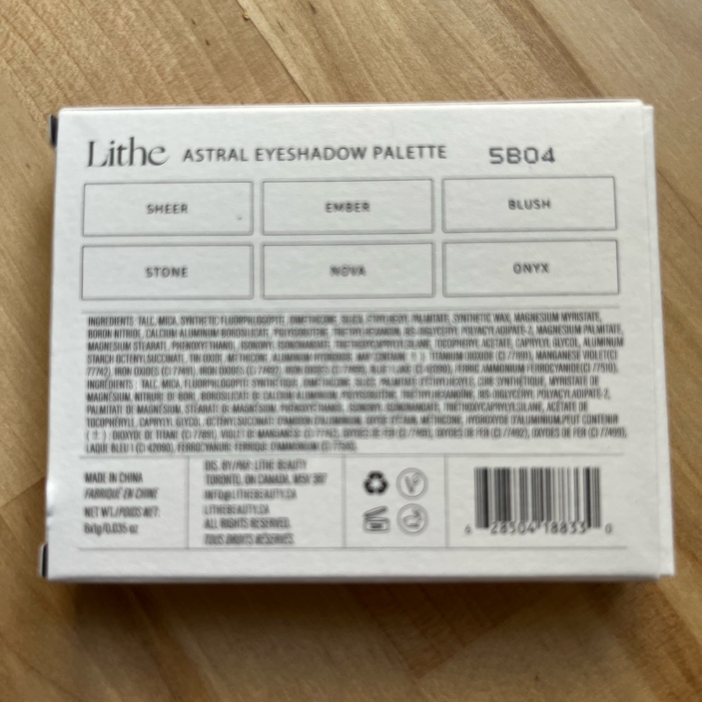 Lithe Eyeshadow Palette - Picture 3 of 4